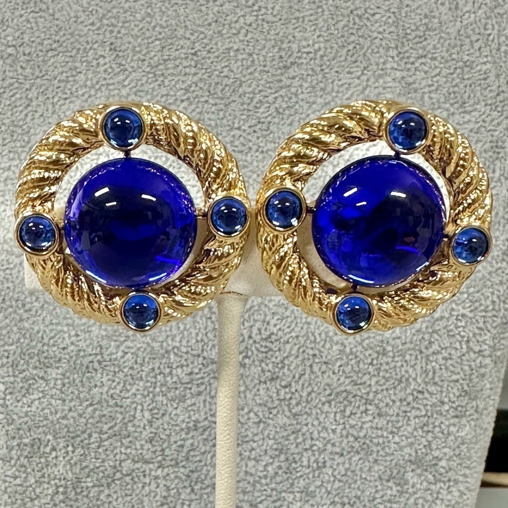 Vintage Signed Park Lane Gold Tone Royal Blue Lucite Cabochon Clip On Earrings